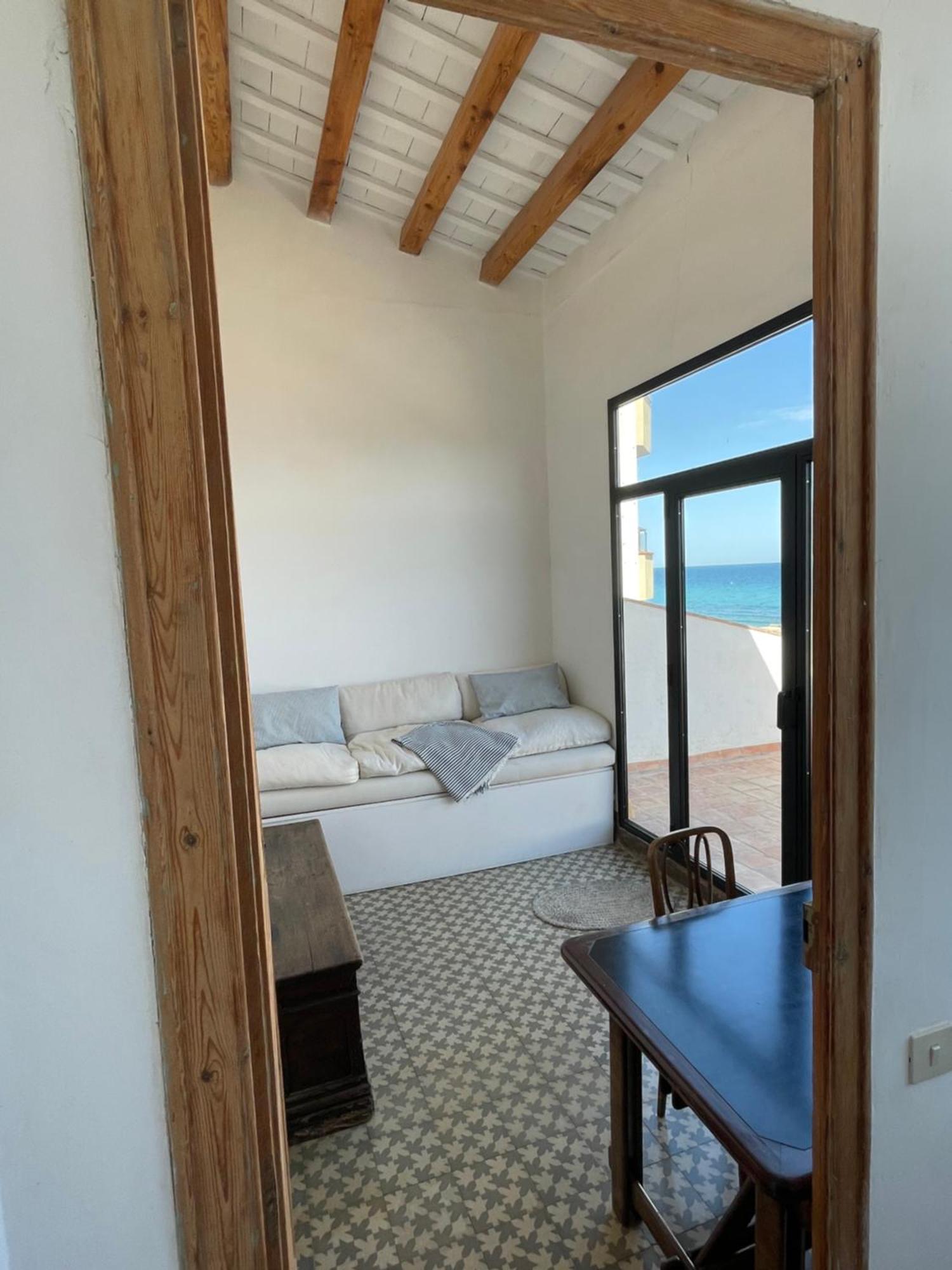 Espectacular Casa Indiana En Primera Linea De Mar Vilassar De Mar Zewnętrze zdjęcie