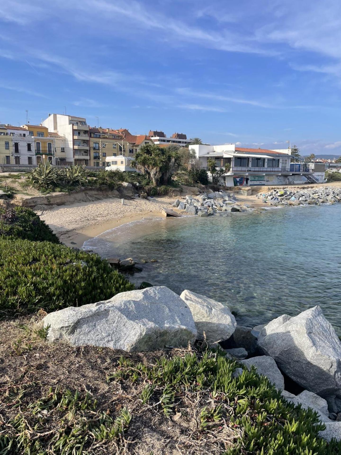 Espectacular Casa Indiana En Primera Linea De Mar Vilassar De Mar Zewnętrze zdjęcie